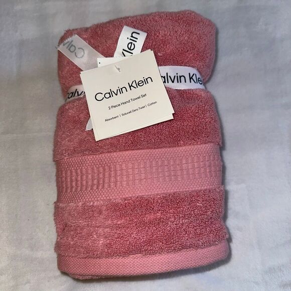 Calvin Klein Hand Towels Set of 2 Dusty Rose Pink 16x30” NWT - Picture 1 of 5
